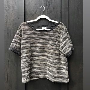 old navy loose knit short sleeve crop